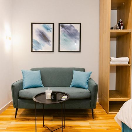 Durres Str Modern Apartments - The Nest 地拉那 外观 照片