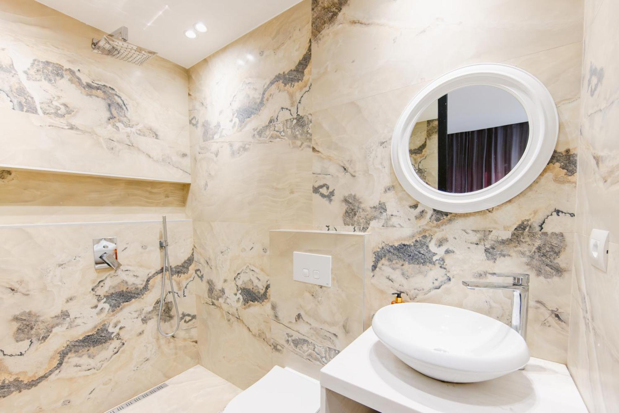 Durres Str Modern Apartments - The Nest 地拉那 外观 照片