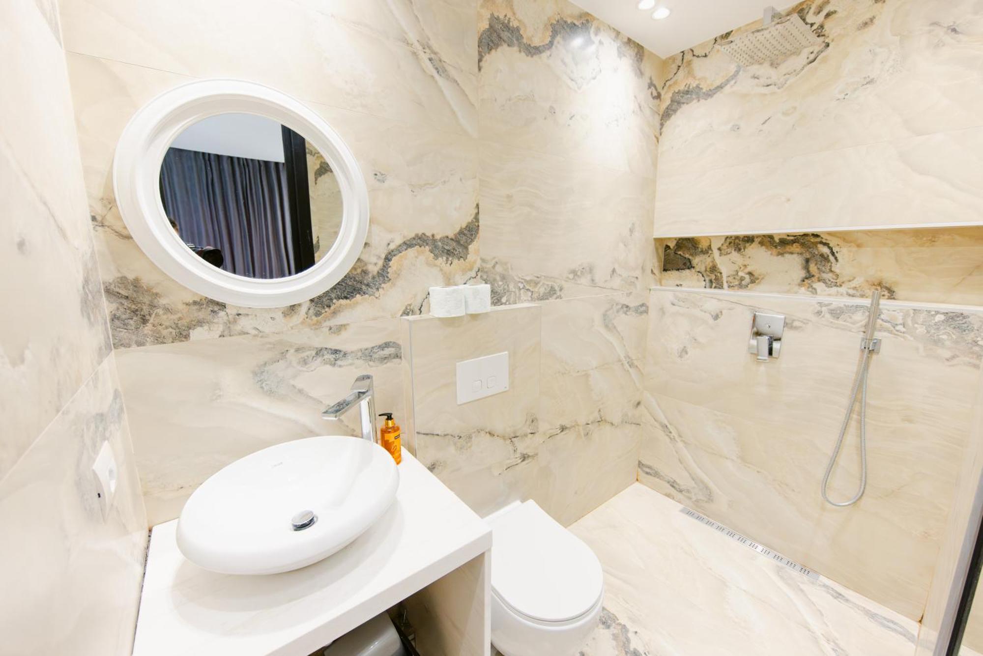Durres Str Modern Apartments - The Nest 地拉那 外观 照片