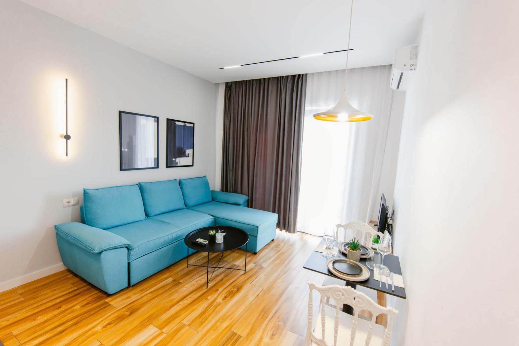 Durres Str Modern Apartments - The Nest 地拉那 外观 照片